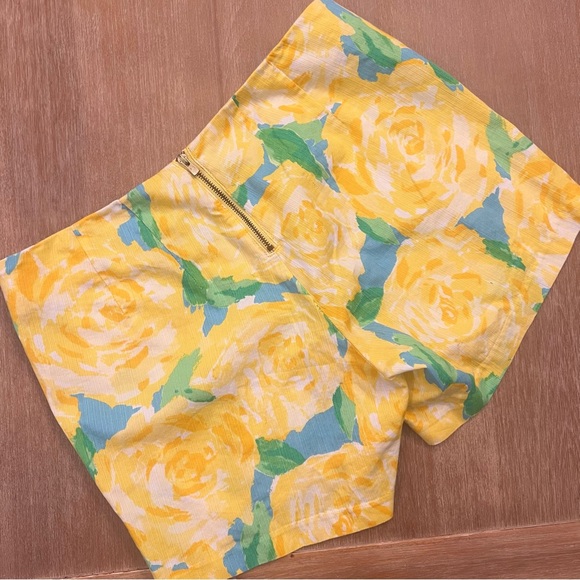 Lilly Pulitzer Deenie Shorts Sunglow Yellow First Impression Roses 4 - Picture 5 of 6